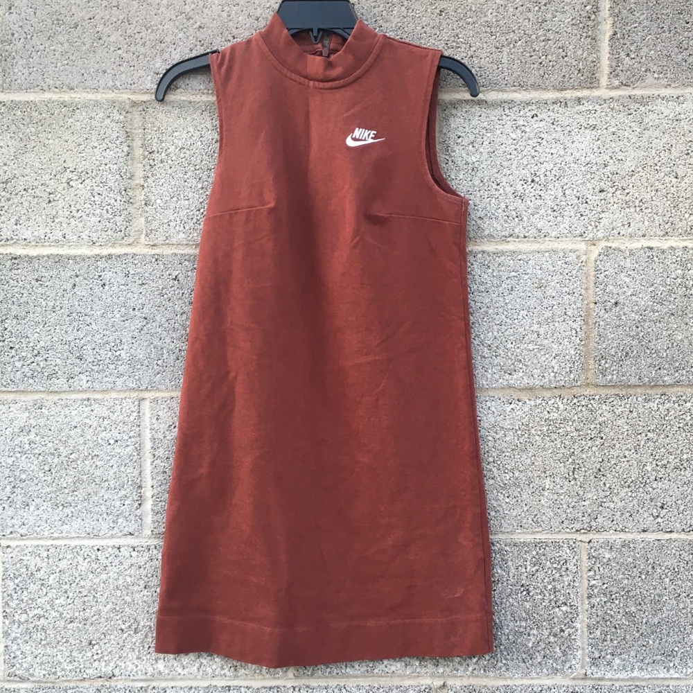 NIKE Sportsman Dress Sleeveless High Neck X-Small Brown Swoosh Logo CZ9732-231